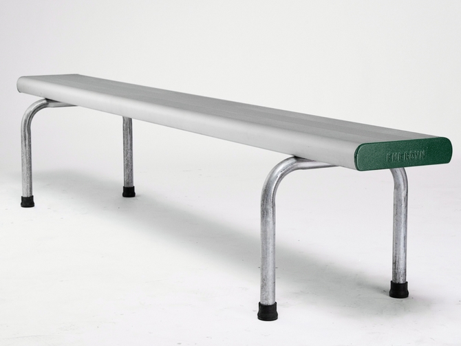 EM021-FS - Metro Bench with Powdercoat End Cap option green.jpg